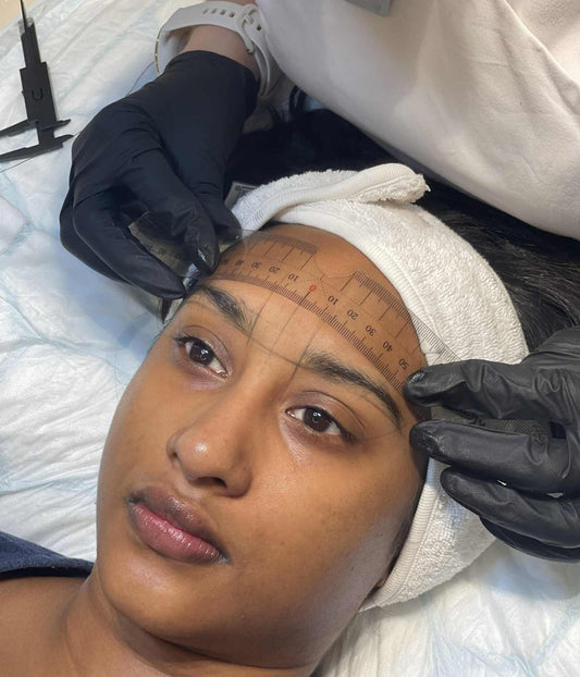 Fullstendig vippe- og brynsstylist kurs