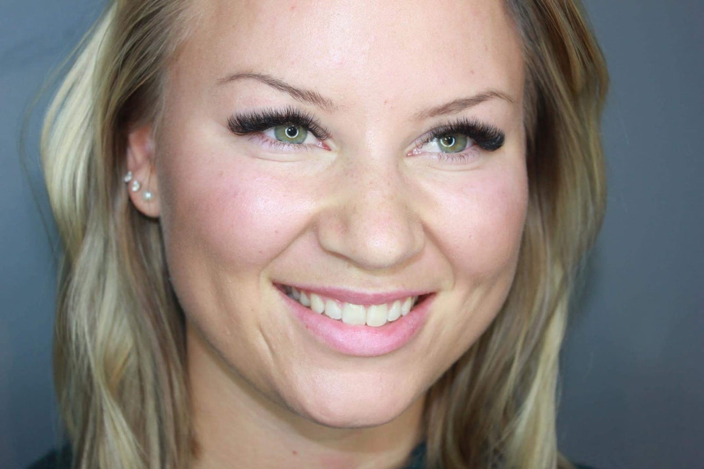 Fullstendig vippe- og brynsstylist kurs