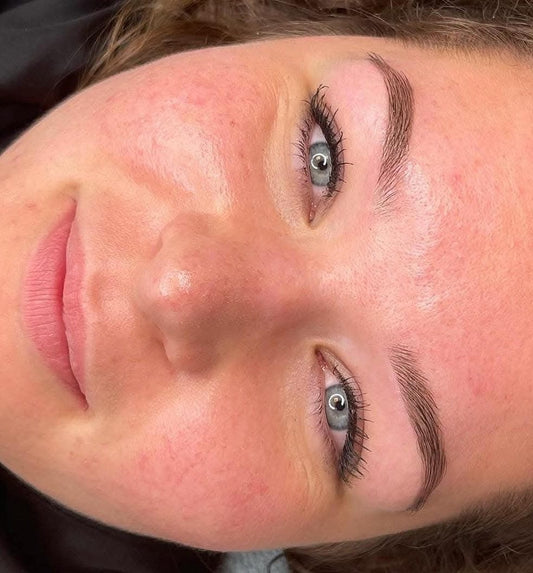 Henna Bryn, Hybrid farge & Avansert Brynsdesign