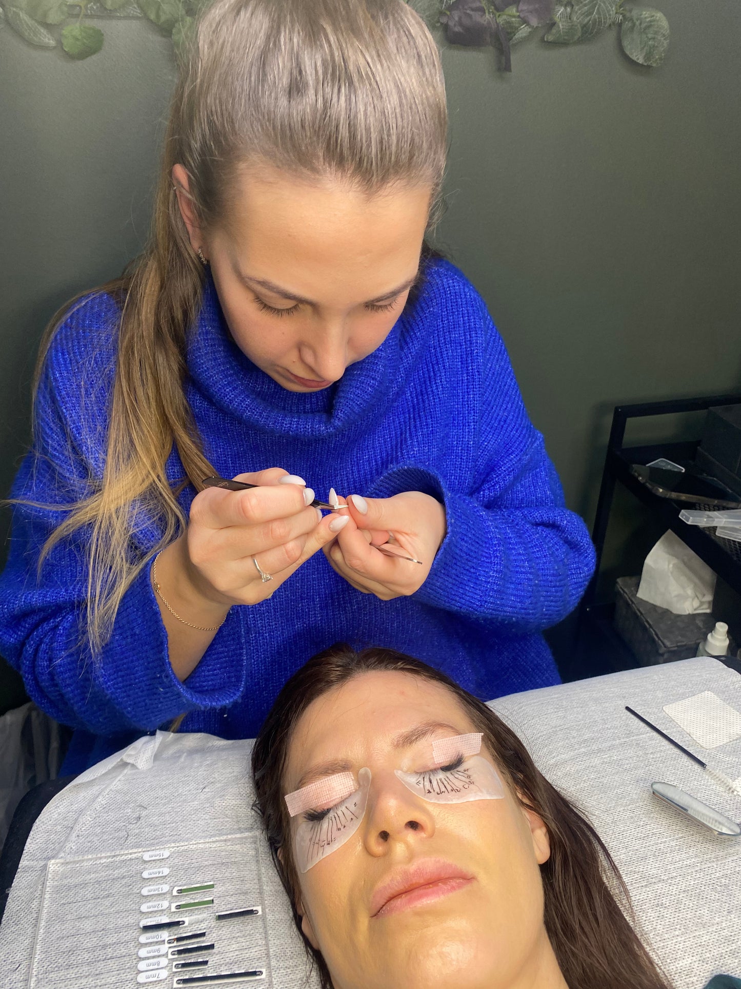 Vippeextensions Masterclass – Avansert Teknikker &amp; Trendy Styling