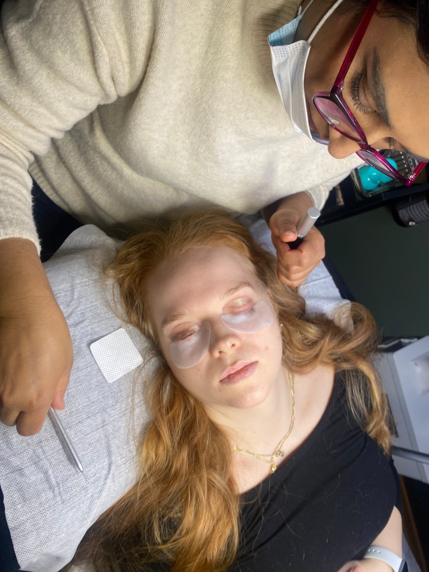 Fullstendig vippe- og brynsstylist kurs